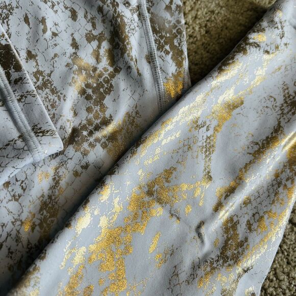 Curves N Combatboots Small White Metallic Gold Snake Reptile Print Leggings Gym - Picture 5 of 9